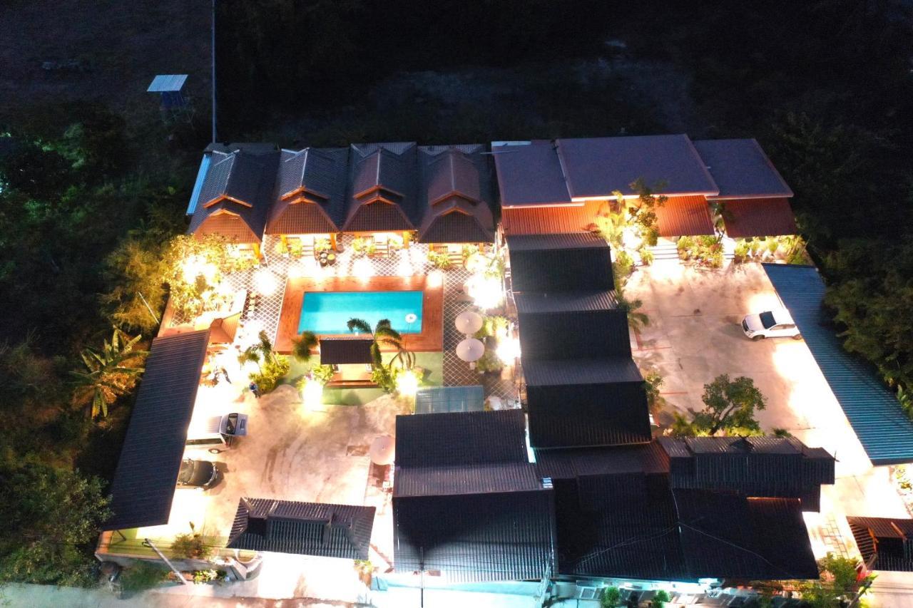 Khum Lanna Boutique Hotel Sisaket Eksteriør billede
