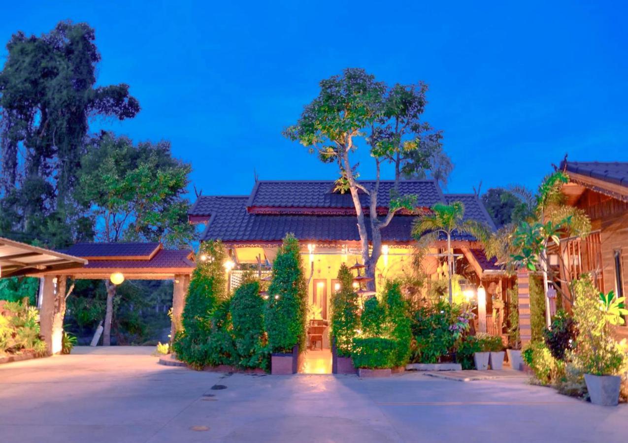 Khum Lanna Boutique Hotel Sisaket Eksteriør billede