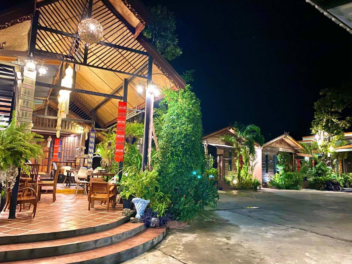 Khum Lanna Boutique Hotel Sisaket Eksteriør billede
