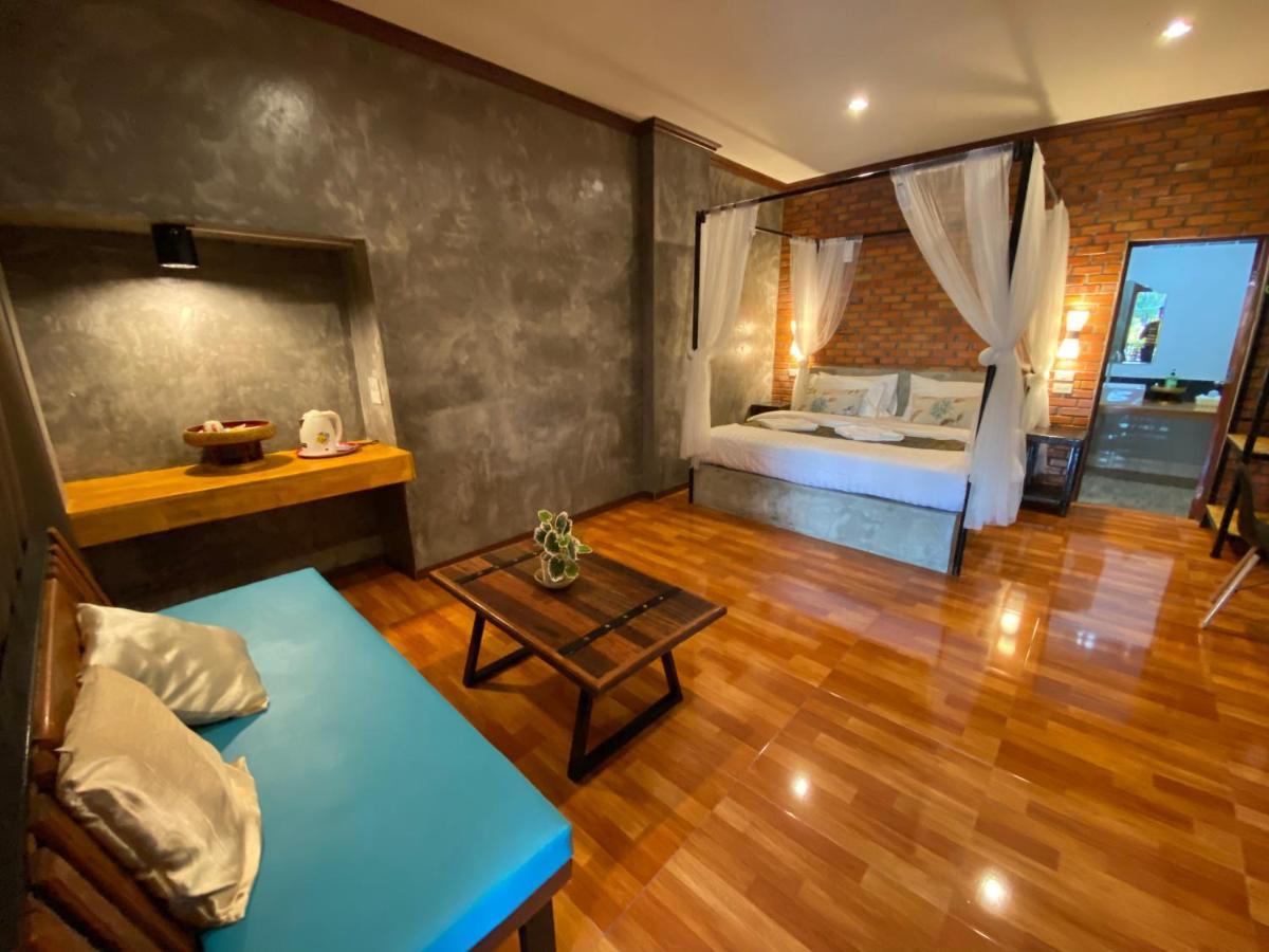 Khum Lanna Boutique Hotel Sisaket Eksteriør billede