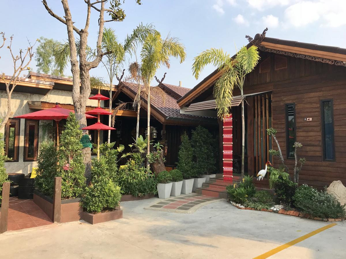 Khum Lanna Boutique Hotel Sisaket Eksteriør billede