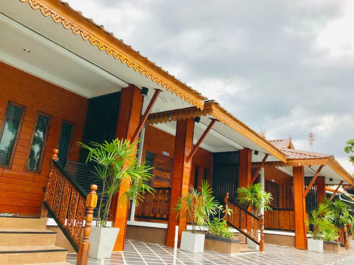 Khum Lanna Boutique Hotel Sisaket Eksteriør billede